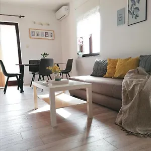 Mare Apartament